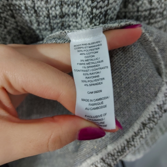 NWOT - CLEO mixed metalic cardigan - Picture 4 of 5